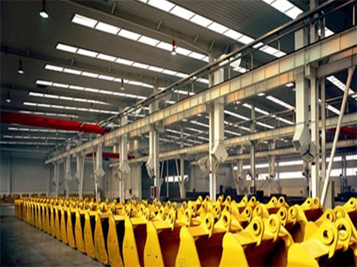 黑河徐工集团挖掘机装配车间